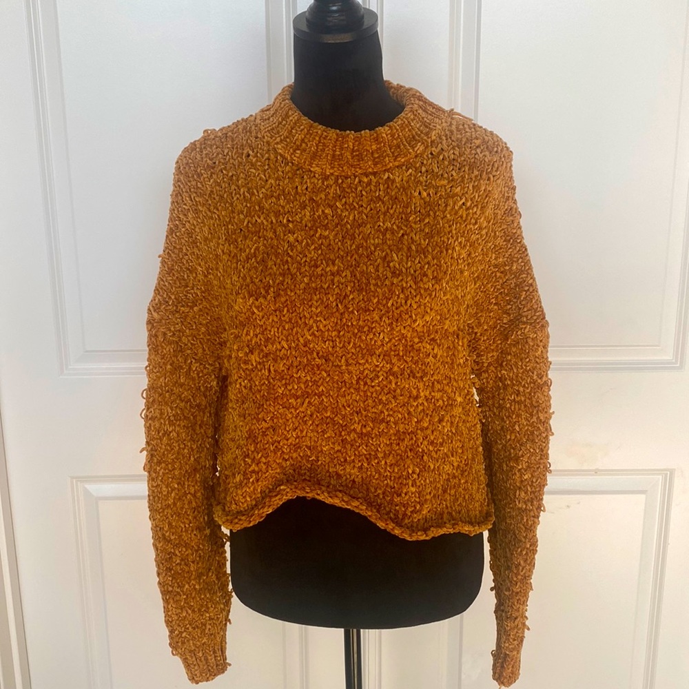 Urban Outfitters Chunky Knit Shabby Chic Pumpkin Color Cropped Sweater